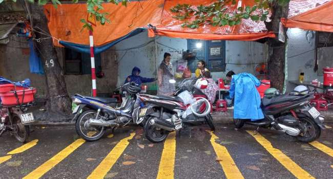 Тайфун Нору на Филиппинах унес жизни восьми человек, теперь он направляется во Вьетнам