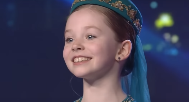 «Надеюсь, что война закончится. Помогите нам»: 8-летняя украинка выступила на испанском талант-шоу и довела всех до слез - видео