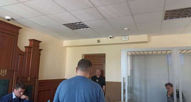 Братьям-псевдоволонтерам из Лановцев суд в четыре раза уменьшил сумму залога