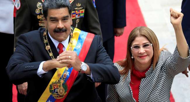 Венесуэла обменялась заключенными со США в знак смягчения межгосударственных отношений
