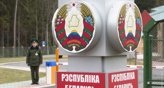 Зеленский предложил правительству отменить безвизовый режим с Беларусью