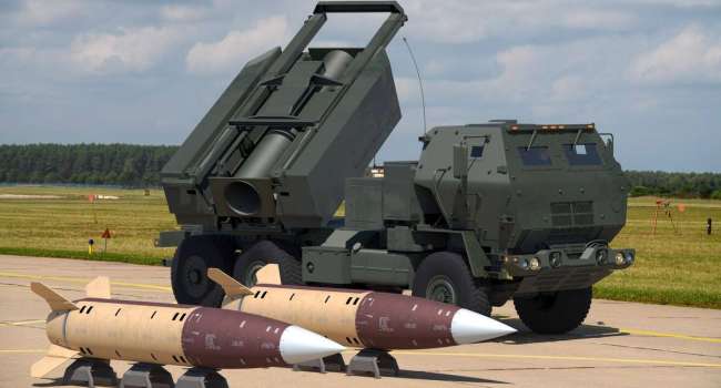 Украина предлагает предоставить США открытый список мишеней в обмен на поставки ракет ATACMS, дальность которых составляет 300 км